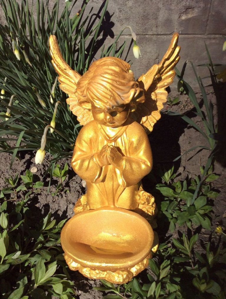 Садовая фигура "Ангел с чашей золотой" - 1